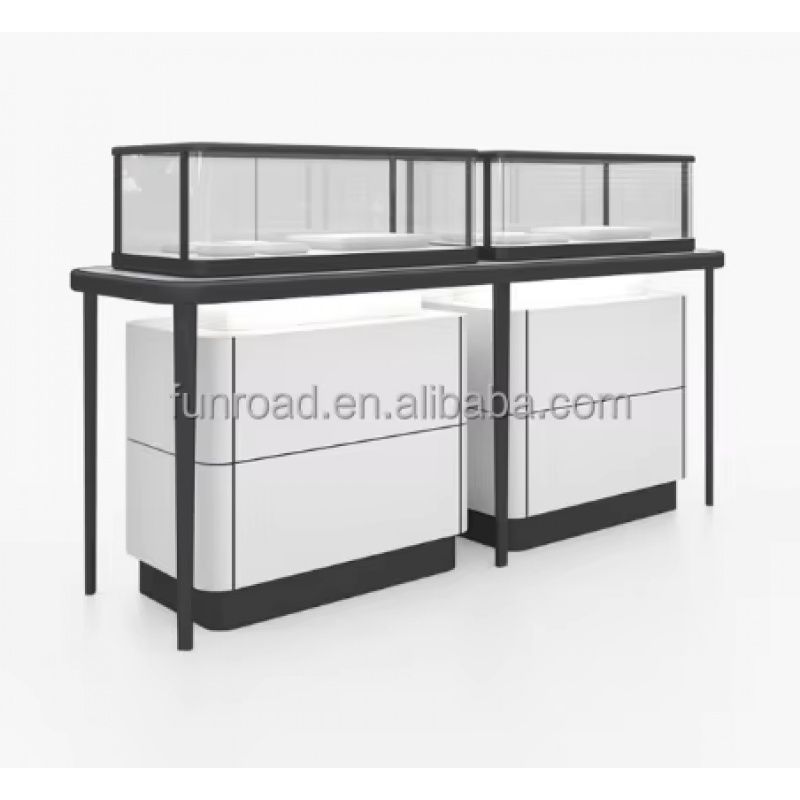 Vitrine de présentation en aci - Jewelry Shop Watches avis et prix