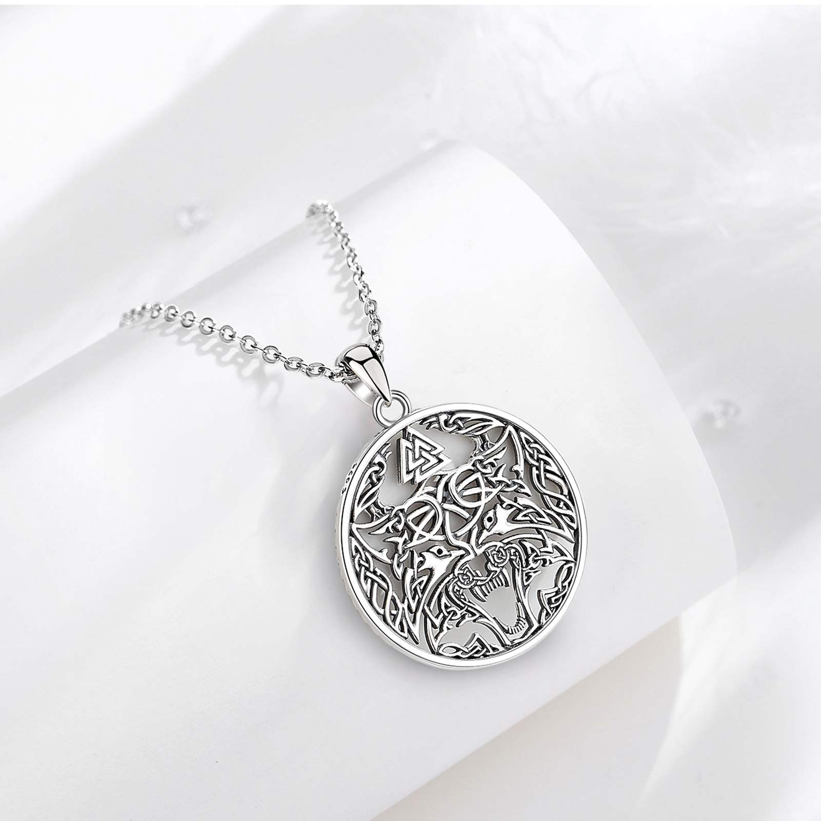 Eudora – collier loup Viking e - Wolf Jewelry & Watches Tampa Reviews avis et prix