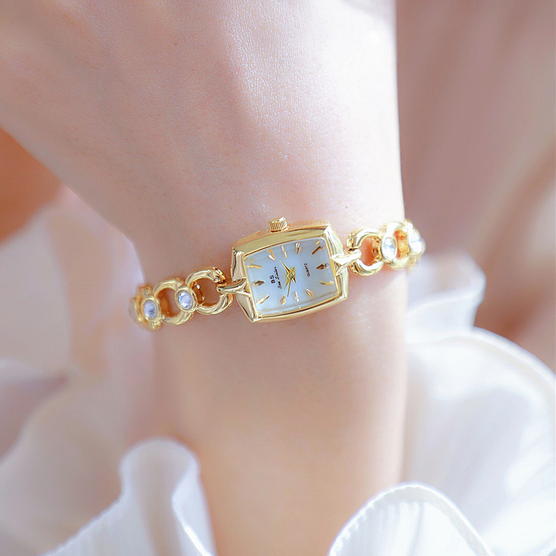 UTHAI – montre de luxe pour fe - Jewelry And Watches Luxury Brand avis et prix