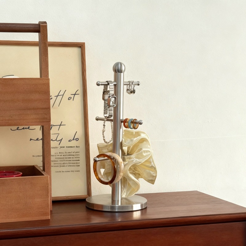 Support à bijoux en acier inox - Jewelry Stores With Watches avis et prix